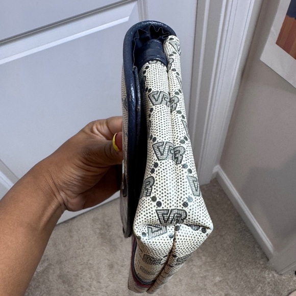 Vintage VR Classic Canvas Monogram Clutch Wallet Purse with Matching Keychain - Picture 3 of 8